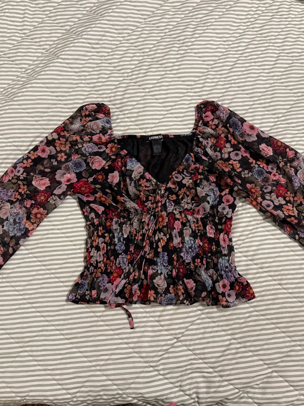Express Black Floral Puff-Sleeve Smocked Waist Top